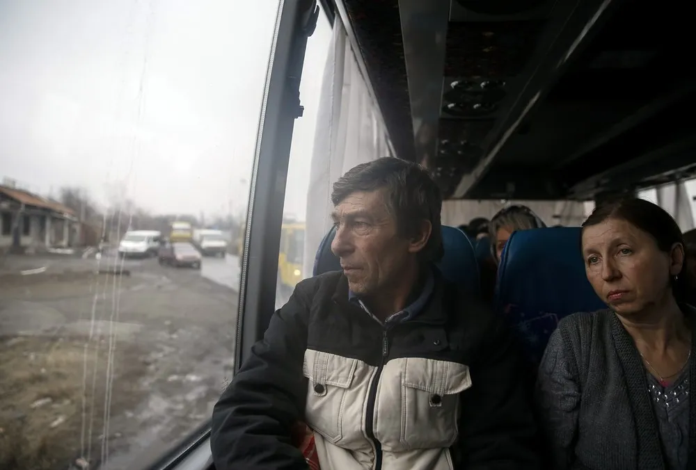 Fighting in Eastern Ukraine Intensifies, Part 1/2