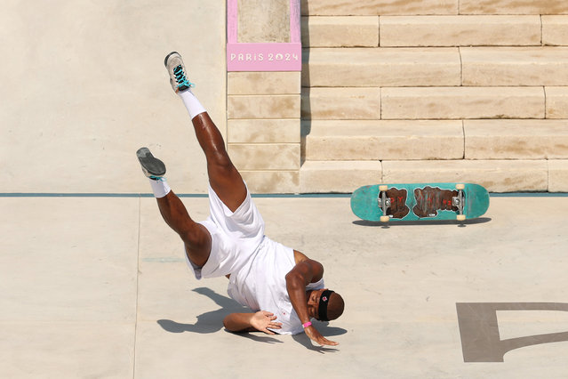 Cordano Russell of Team Canada crashes during the Men's Street Prelims on day one of the Olympic Games Paris 2024 at Place de la Concorde on July 29, 2024 in Paris, France. (Photo by Cameron Spencer/Getty Images)