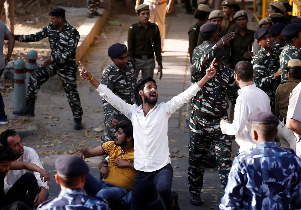 The Day in Photos – March 6, 2018