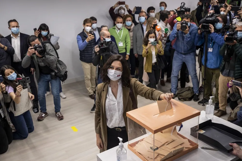 The Day in Photos – May 5, 2021