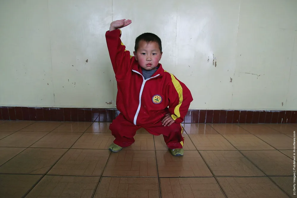 Chinese Children Study Kung Fu