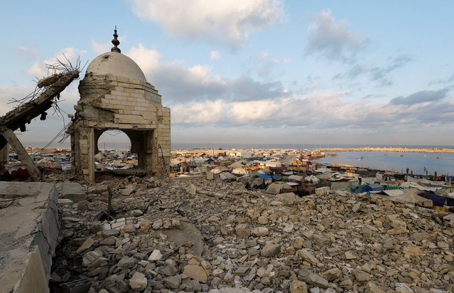 Palestinians take shelter in their tents, during a ceasefire between Israel and Hamas, in Gaza City, on November 12, 2025. (Photo by Mahmoud Issa/Reuters)