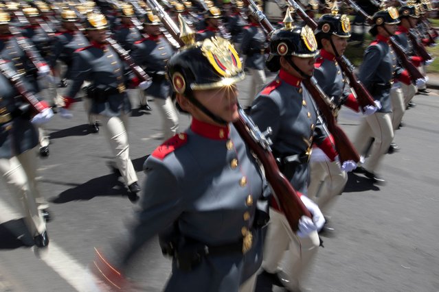 Female members of the Colombian Army take part in the military parade to commemorate Colombia's Independence Day in Bogota on July 20, 2024. (Photo by Alejandro Martinez/AFP Photo)