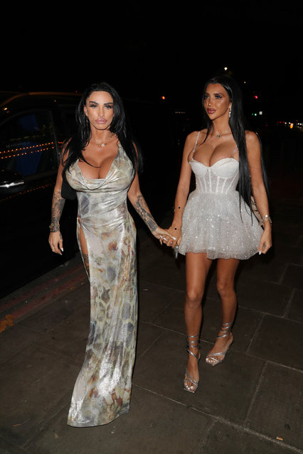 English media personality and model Katie Price (L) and British model Chloe Khan at the Glamour Awards in London on November 7, 2024. (Photo by JP/TM/Splash News and Pictures)