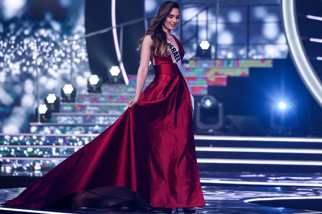 Miss Israel, Noa Cochva, presents herself on stage during the preliminary stage of the 70th Miss Universe beauty pageant in Israel's southern Red Sea coastal city of Eilat on December 10, 2021. (Photo by Menahem Kahana/AFP Photo)