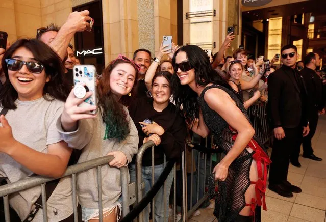 Katy Perry poses with fans during the 2024 iHeartRadio Music Awards at Dolby Theatre in Los Angeles, California on April 01, 2024. Broadcasted live on FOX. (Photo by Emma McIntyre/Getty Images for iHeartRadio)