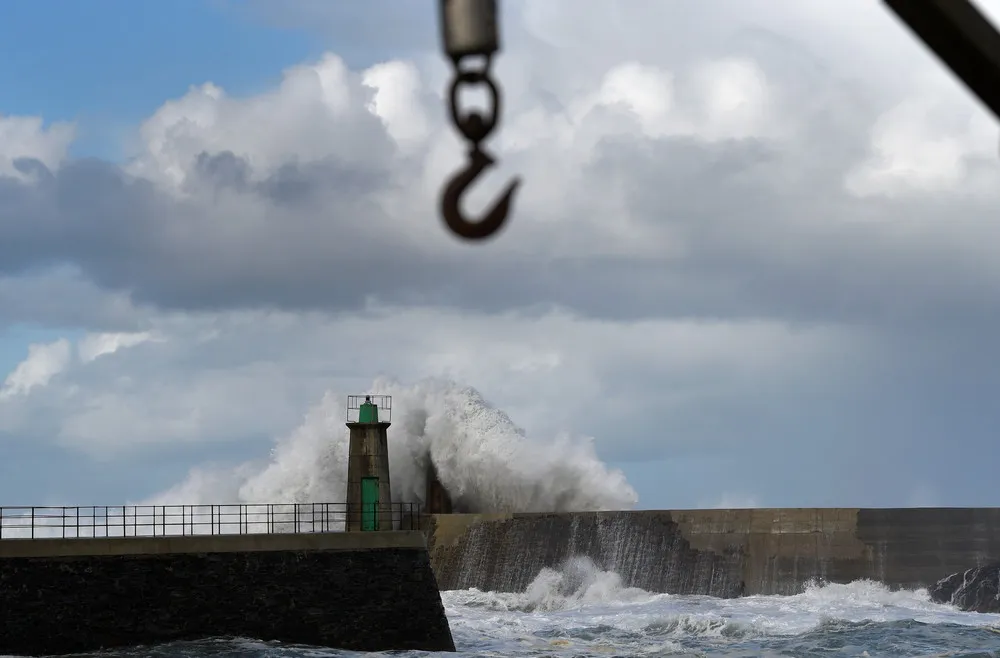 Big Waves in Spain