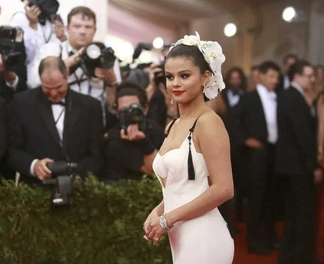 U.S. actress and singer Selena Gomez arrives for the Metropolitan Museum of Art Costume Institute Gala 2015 celebrating the opening of “China: Through the Looking Glass” in Manhattan, New York May 4, 2015. (Photo by Andrew Kelly/Reuters)