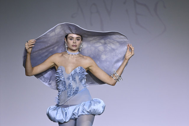 A model walks the runway wearing a design by Bella Davies during the FDS: The Innovators show during Australian Fashion Week Presented By Pandora 2024 at Carriageworks on May 14, 2024 in Sydney, Australia. (Photo by Stefan Gosatti/Getty Images for AFW)
