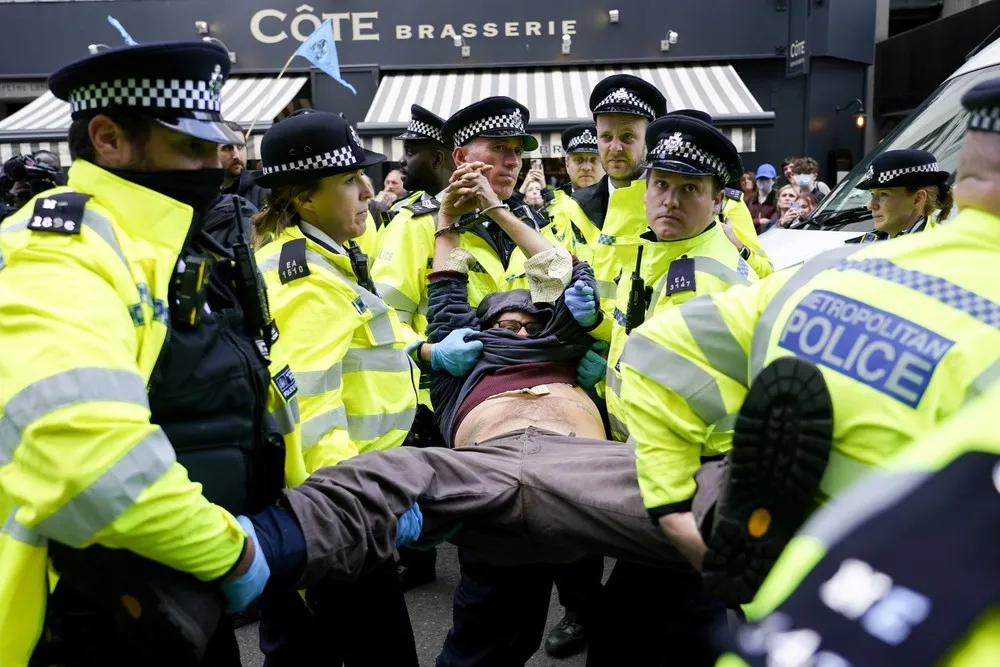 Pictures of the Year 2021, Part 59/102