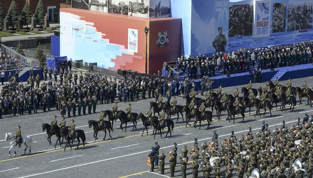 Russia Celebrates the 70th Anniversary of the Victory in WWII (250+ Photos)