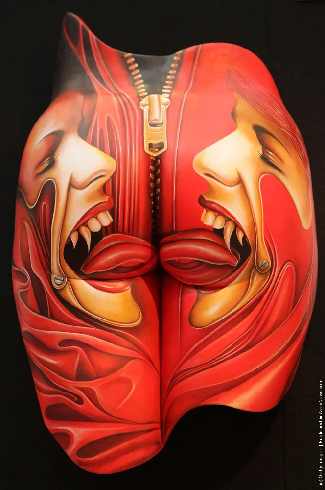 Women. Back View in Color