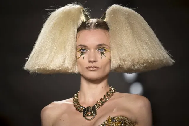 A model presents a creation during The Blonds Spring/Summer 2016 collection during New York Fashion Week in New York September 16, 2015. (Photo by Carlo Allegri/Reuters)