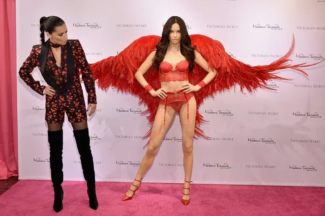 Victoria's Secret Angel Adriana Lima Unveils her Madame Tussauds Wax Figure on November 30, 2015 in New York City. (Photo by Mike Coppola/Getty Images for Victoria's Secret)