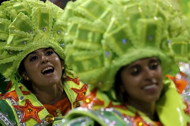 Revellers of Mocidade samba school perform during the carnival parade at the Sambadrome in Rio de Janeiro, February 8, 2016. (Photo by Sergio Moraes/Reuters)
