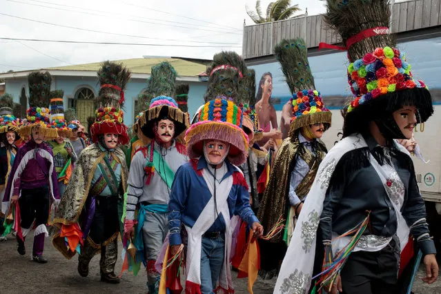 Dancers take part in the celebration of the feast honoring Saint Sebastian in Diriamba, Nicaragua January 19,2017. (Photo by Oswaldo Rivas/Reuters)