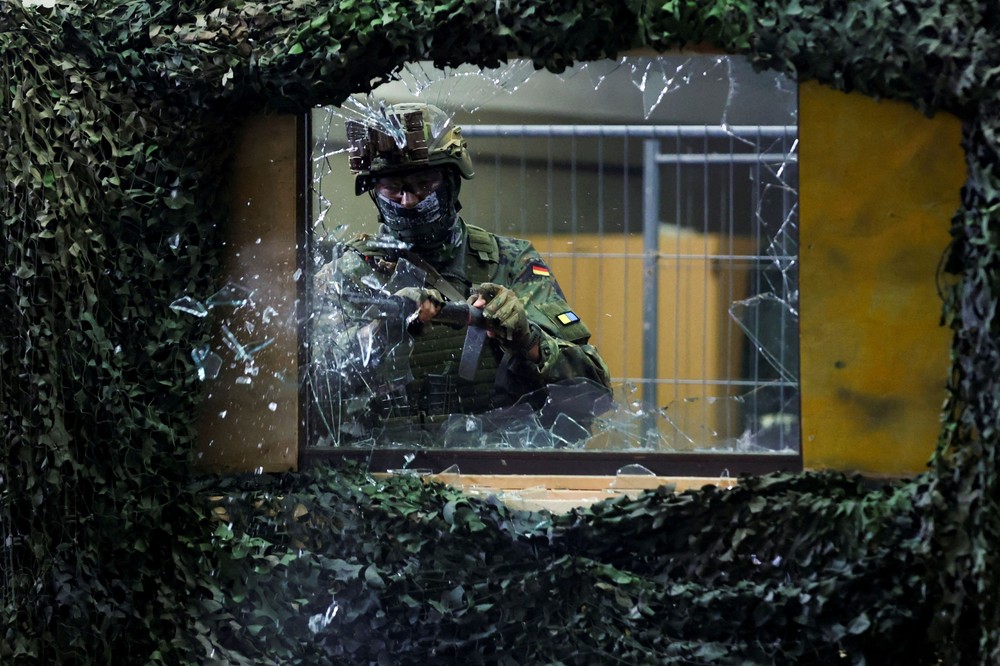 Pictures of the Year 2024, Part 169/240