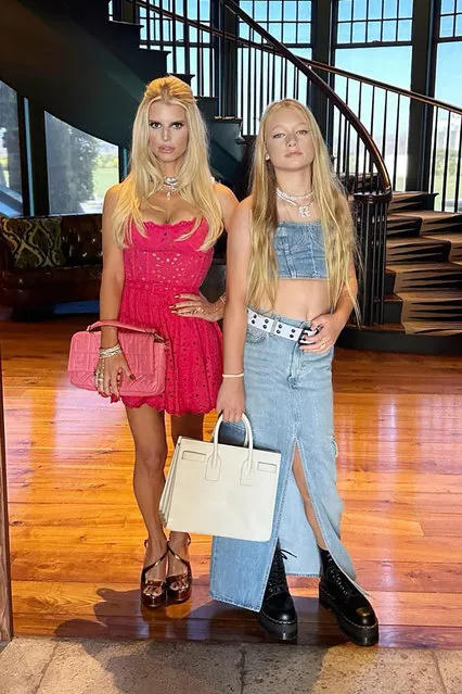 American singer Jessica Simpson (left) and daughter Maxwell, 11, look like Barbie and Bratz in opposite ensembles early September 2023. (Photo by jessicasimpson/Instagram)