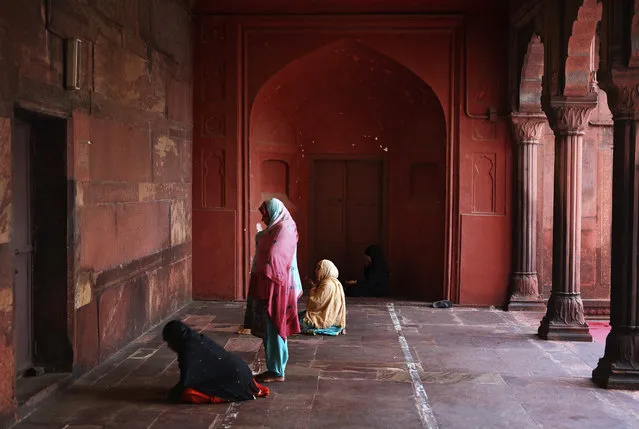 Indian Muslim women pray inside Jama Mosque in New Delhi, India, Wednesday, October 31, 2018. (Photo by Altaf Qadri/AP Photo)