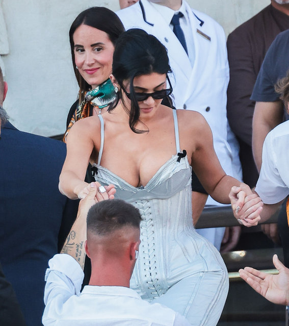 Guests pictured leaving the hotel to reach the Bezos and Sanchez wedding ceremony in Venice, Italy on June 27, 2025. Pictured: American media personality Kylie Jenner. (Photo by IPA/Splash News and Pictures)