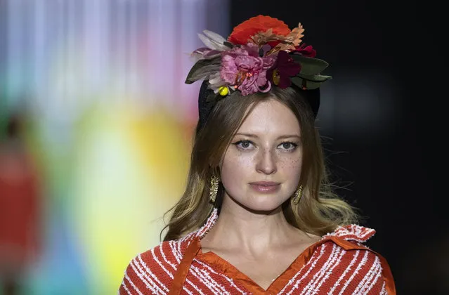 A model presents a creation by designer Stefania Morland during the African Fashion International (AFI) Cape Town Fashion Week, in Cape Town, South Africa, 13 April 2019. (Photo by Nic Bothma/EPA/EFE)