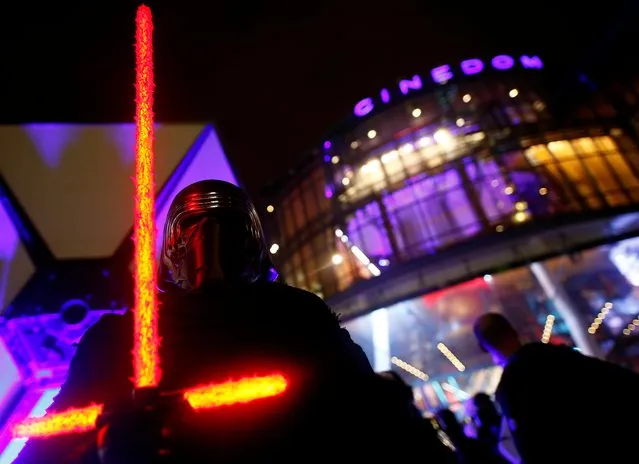 A fan poses as he awaits a gala screening of “Star Wars: The Rise of Skywalker” film in Cologne, Germany, December 17, 2019. (Photo by Thilo Schmuelgen/Reuters)