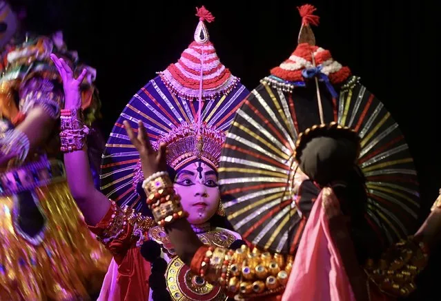 Indian folk artists perform during “International Dance Day” in Bangalore, India, 29 April 2023. International Dance Day was first recognised by the International Theatre Institute (ITI), which is UNESCO's primary partner in the performing arts and creates awareness among people about dancing and encourages them to dance. International Dance Day is celebrated on 29 April every year. (Photo by Jagadeesh N.V./EPA/EFE)