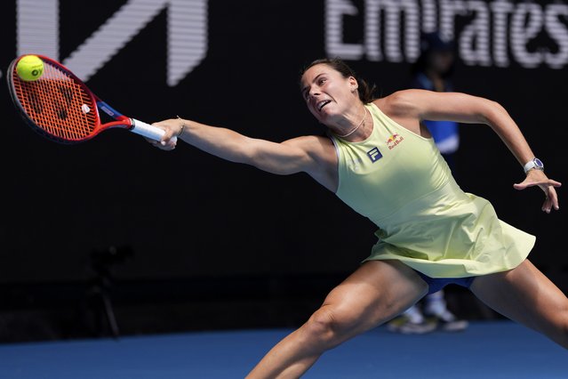 Emma Navarro of the U.S. plays a forehand return to Wang Xiyu of China during their second round match at the Australian Open tennis championship in Melbourne, Australia, Thursday, January 16, 2025. (Photo by Ng Han Guan/AP Photo)