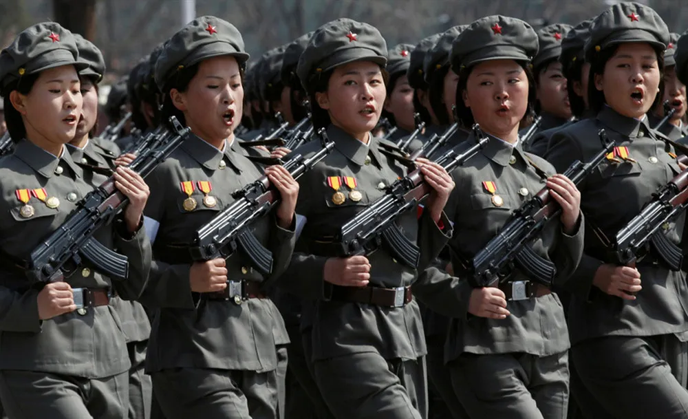 A Look Inside North Korea (121 Photos)