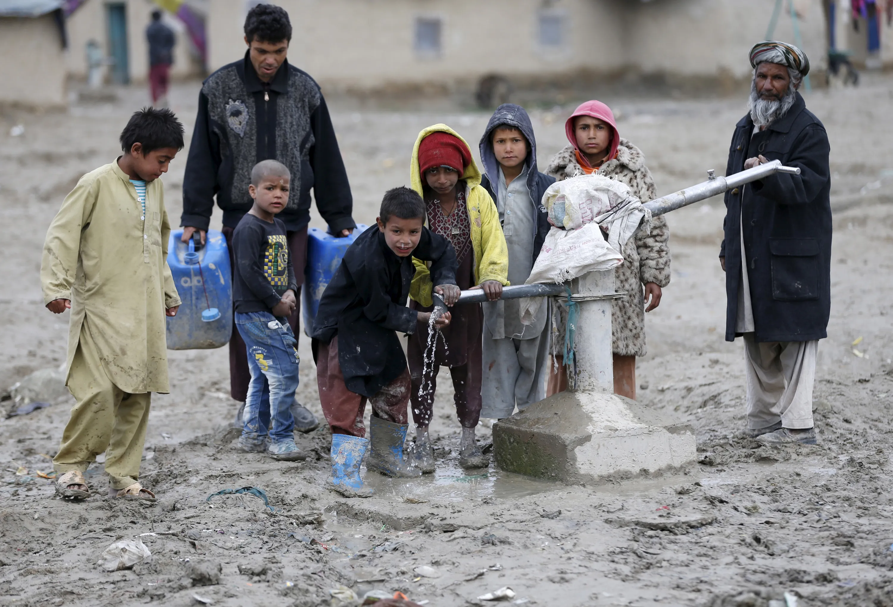Жизнь в бедной стране. Талибы Афганистан нищета. Афганистан Кабул сейчас.