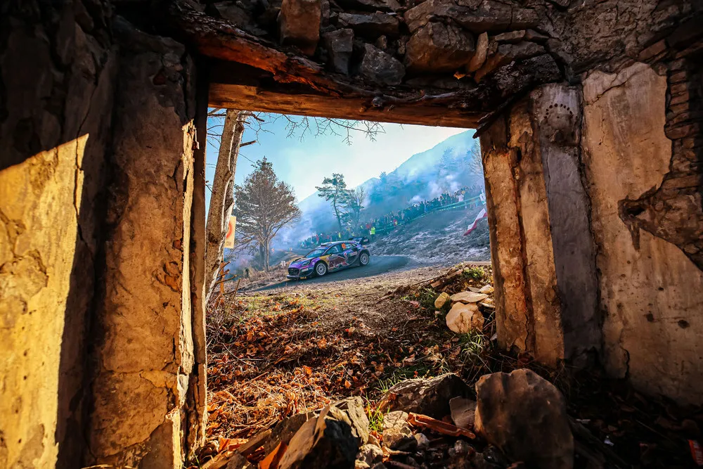 Pictures of the Year 2022, Part 007/163