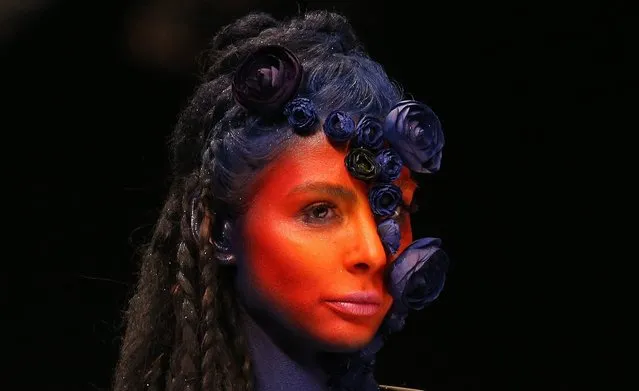 A model presents a creation by Russian designers group Contrfashion during the Mercedes-Benz Fashion Week Russia in Moscow, Russia, 16 October 2016. The presentation of the Spring/Summer 2017 collections runs from 13 to 17 October. (Photo by Maxim Shipenkov/EPA)