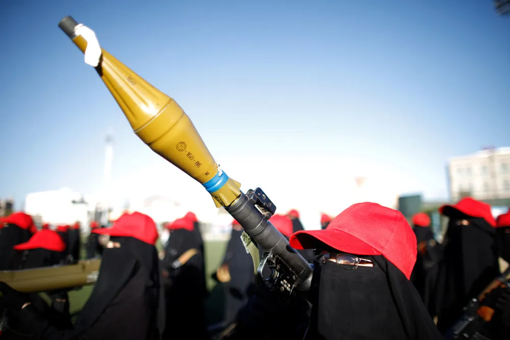 Armed Houthi Women on the March
