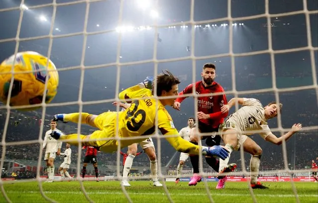 Olivier Giroud of AC Milan scores the second goal during the Serie A TIM match between AC Milan and AS Roma – Serie A TIM at Stadio Giuseppe Meazza on January 14, 2024 in Milan, Italy. (Photo by Alessandro Garofalo/Reuters)