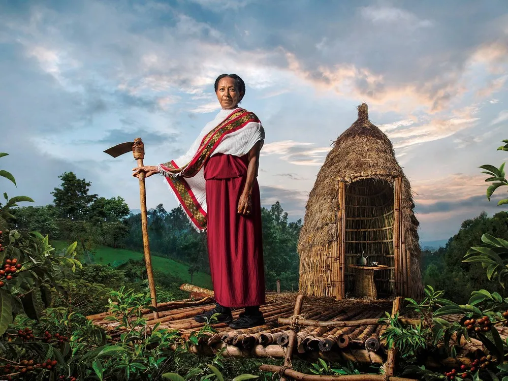 “The Earth Defenders” – Stunning Images of African People in the 2015 Lavazza Calendar