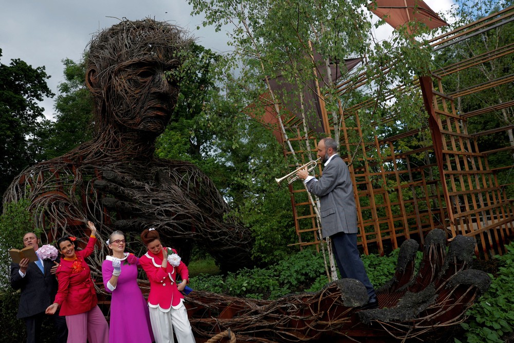 Some Photos: Contemporary Art