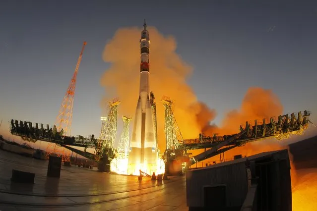 The Soyuz-2.1a rocket booster with Soyuz MS-22 space ship carrying a new crew to the International Space Station, ISS, blasts off at the Russian leased Baikonur cosmodrome, Kazakhstan, Wednesday, September 21, 2022. The Russian rocket carries NASA astronaut Frank Rubio, Roscosmos cosmonauts Sergey Prokopyev and Dmitri Petelin. (Photo by Dmitri Lovetsky/AP Photo)