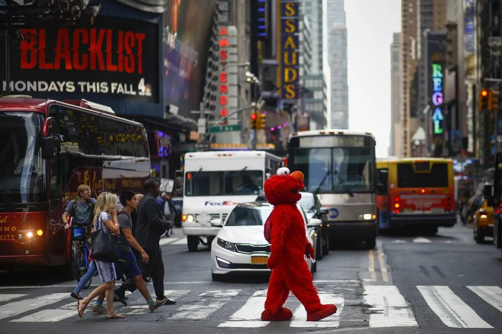Being Elmo in Times Square
