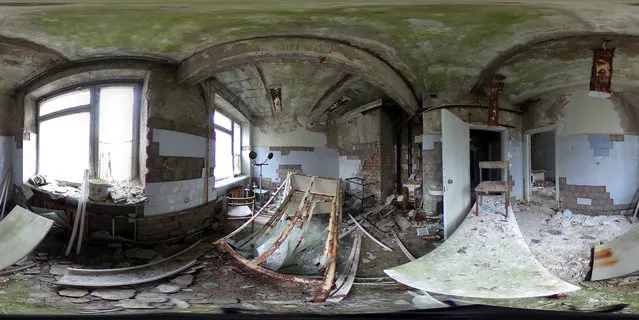 Rusting medical equipment stands in a room in the crumbling former hospital on April 9, 2016 in Pripyat, Ukraine. (Photo by Sean Gallup/Getty Images)