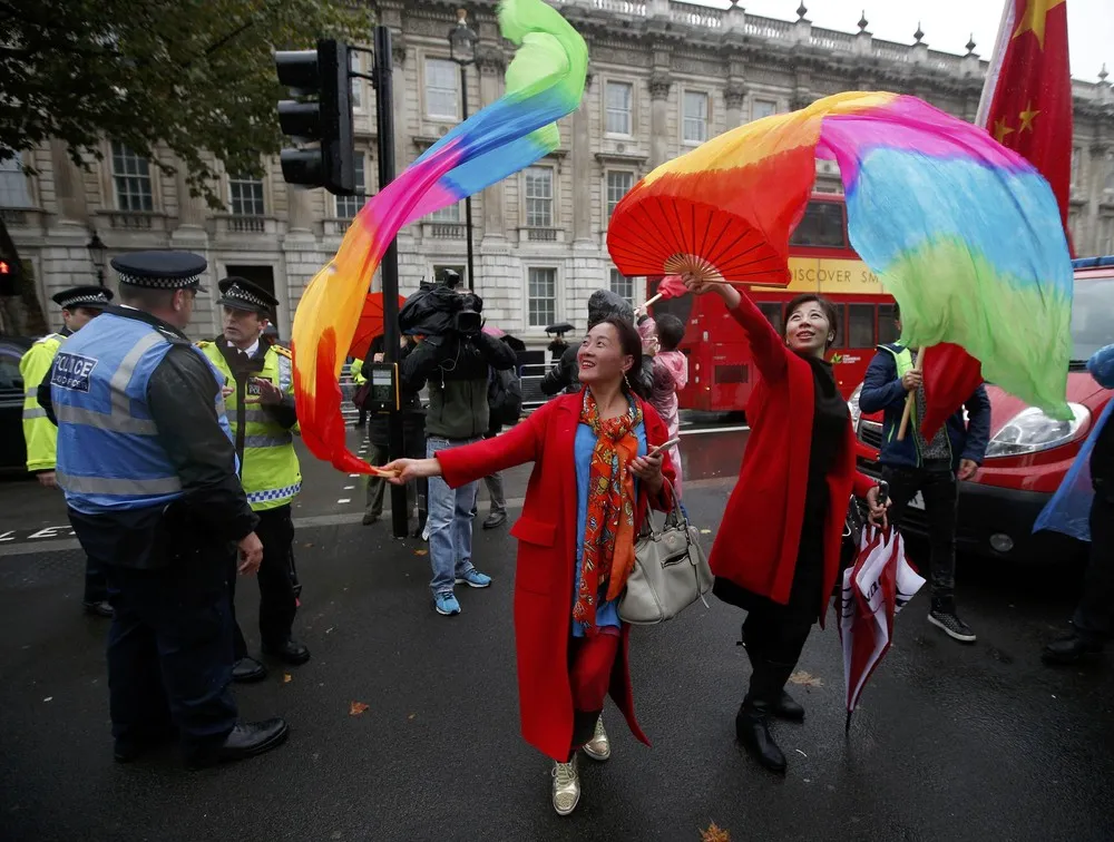 The Day in Photos – October 22, 2015