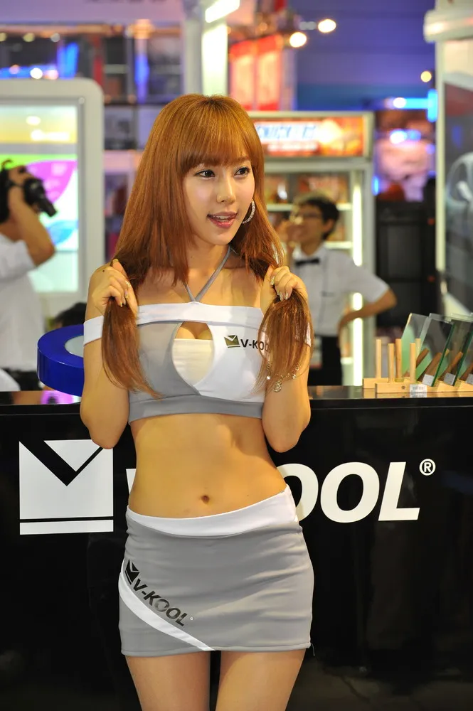 Asian Beauty: Hot Promotional Models in Seoul, South Korea