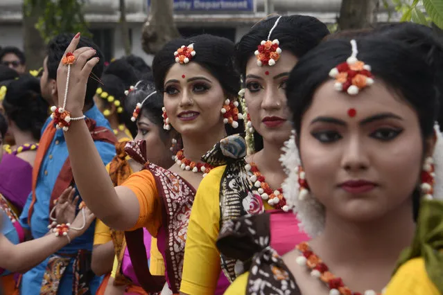 Rabindra Bharati University or RBU student perform dance and music during Vasanta Utsav celebration on occasion of Holi festival in Kolkata, West Bengal, India on March 18, 2019. Holi festival celebrates annually on the full moon day and marks begin of spring season, this year Holi festival schedule on March 21. (Photo by Saikat Paul/Pacific Press/LightRocket via Getty Images)
