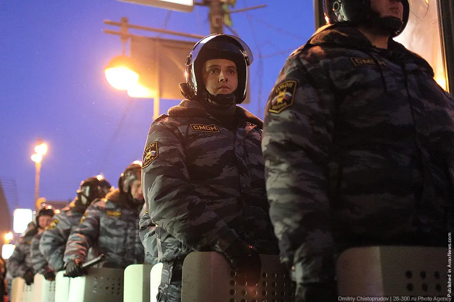 Protestors Denounce Putin Victory in Moscow