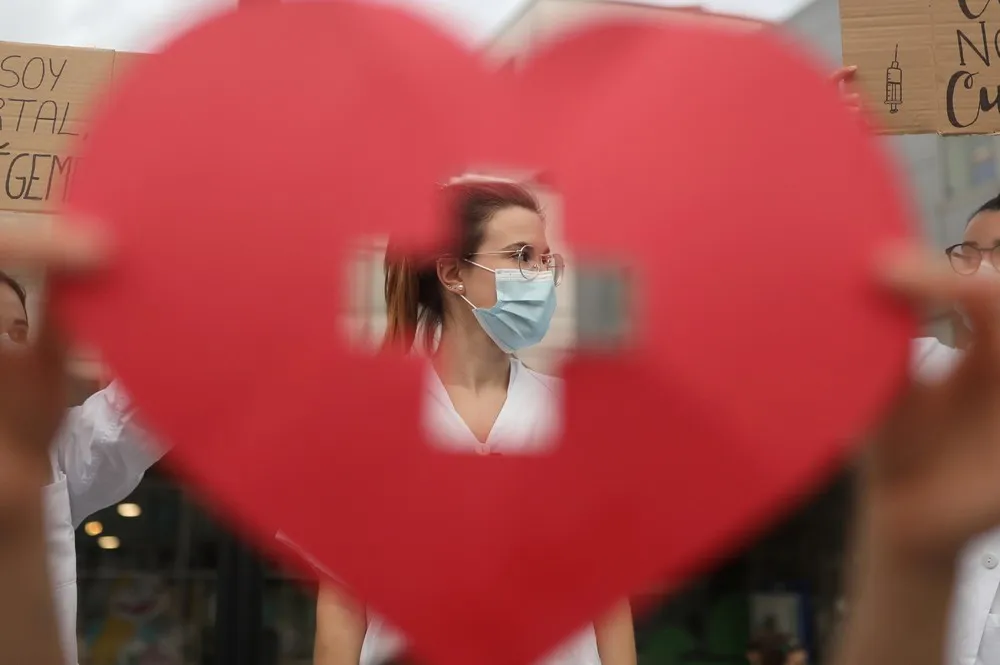 The Day in Photos – May 15, 2020