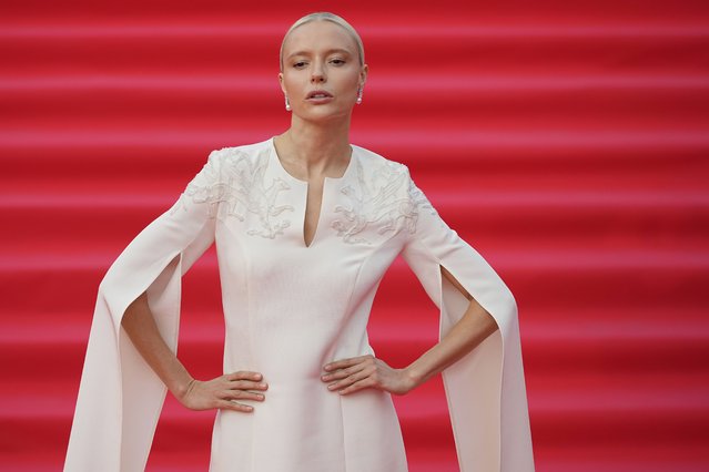 Russian actress Anna Aleksandrova poses for photographers upon arrival at the opening ceremony of the 47th Moscow International Film Festival in Moscow, Russia, Thursday, April 17, 2025. (Photo by Pavel Bednyakov/AP Photo)