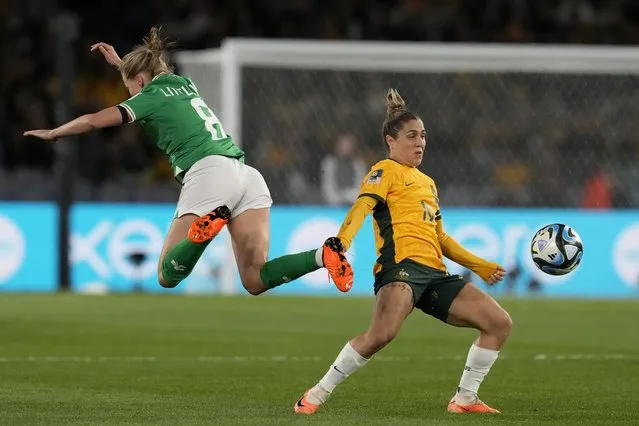 Australia's Katrina Gorry wins the ball from Ireland's Ruesha Littlejohn, left, during the Women's World Cup soccer match between Australia and Ireland at Stadium Australia in Sydney, Australia, Thursday, July 20, 2023. (Photo by Mark Baker/AP Photo)