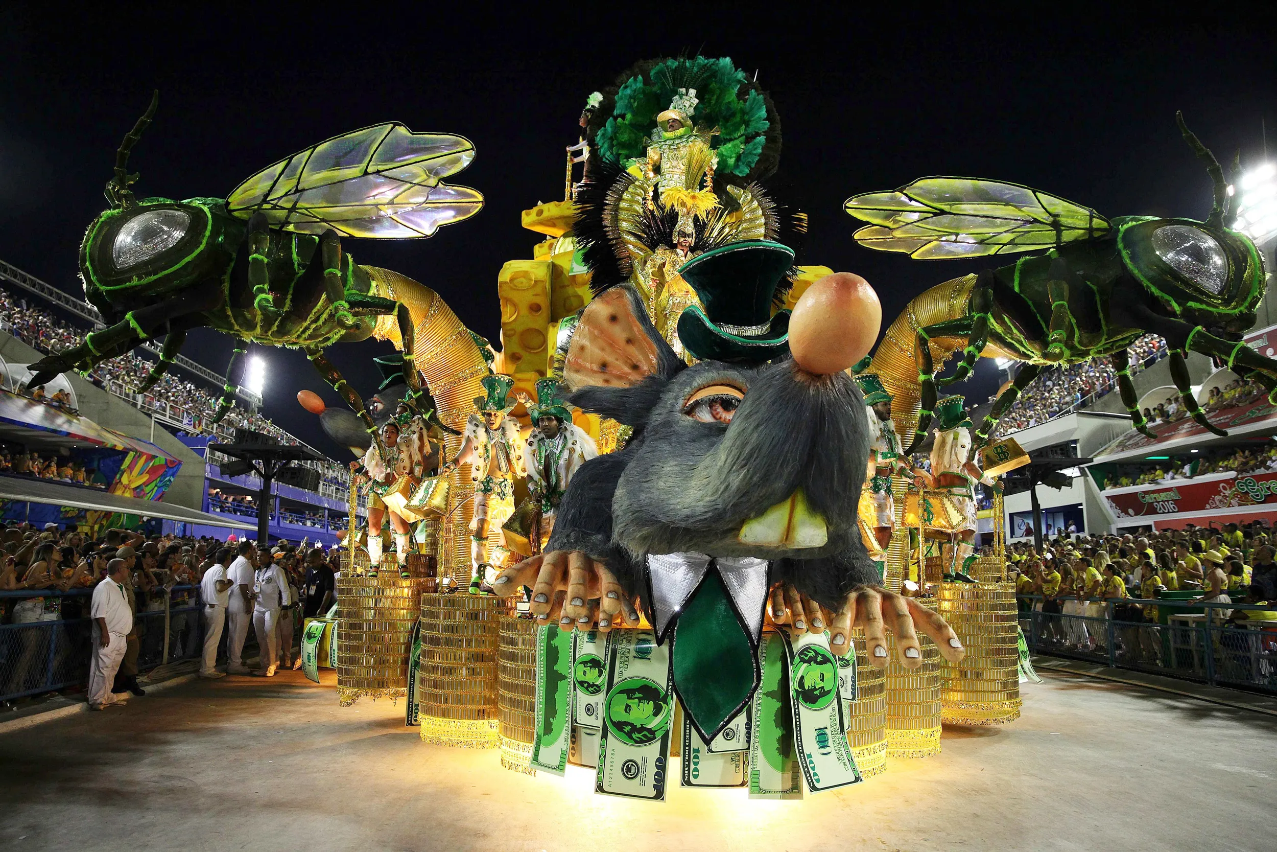 Включи carnival. Карнавал в Бразилии 2023. Карнавал массовость. Карнавал миллиардеров. Карнавал Бразилия иконки.