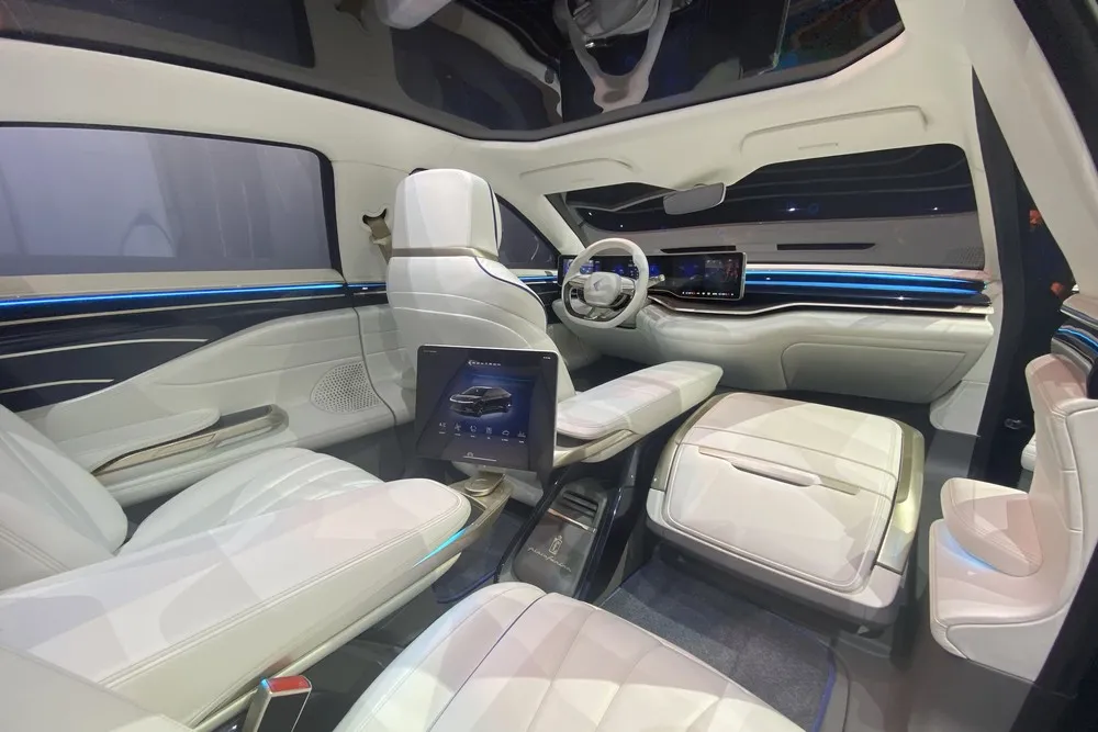 The Day in Photos – October 19, 2021