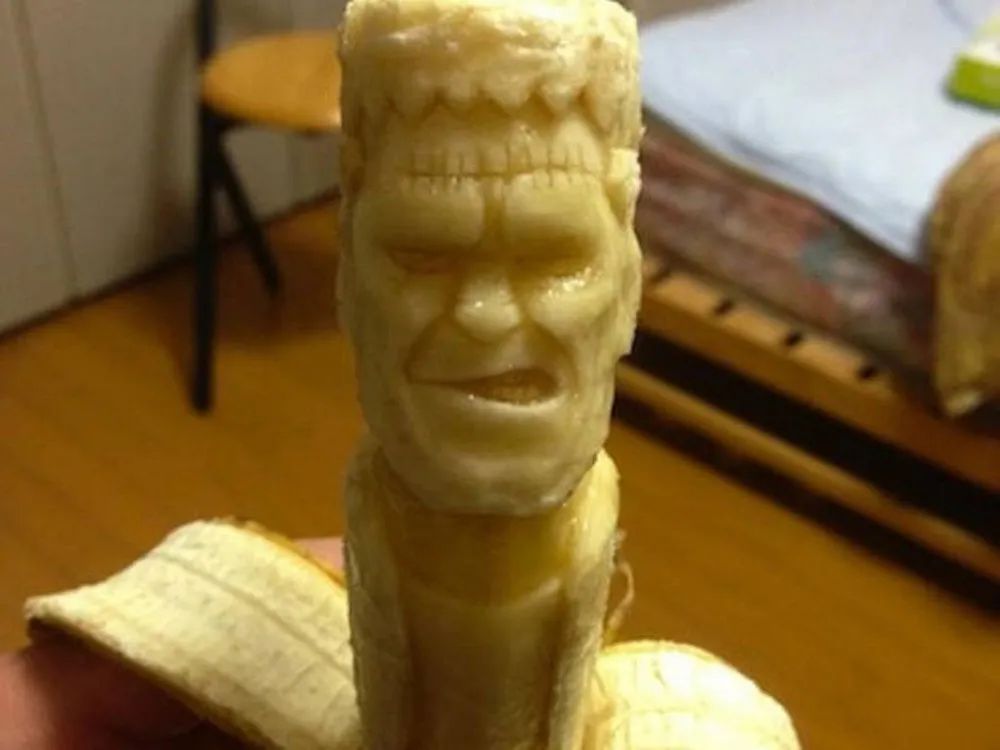 Japanese Banana Art by Keisuke Yamada