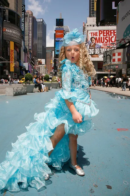 Former “Toddlers And Tiaras” star Isabella Barrett visits Times Square on June 14, 2012 in New York City. (Photo by Andy Kropa/Getty Images)